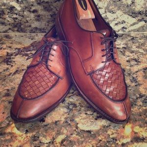 Men’s Allen Edmond Dress Shoes (9D)